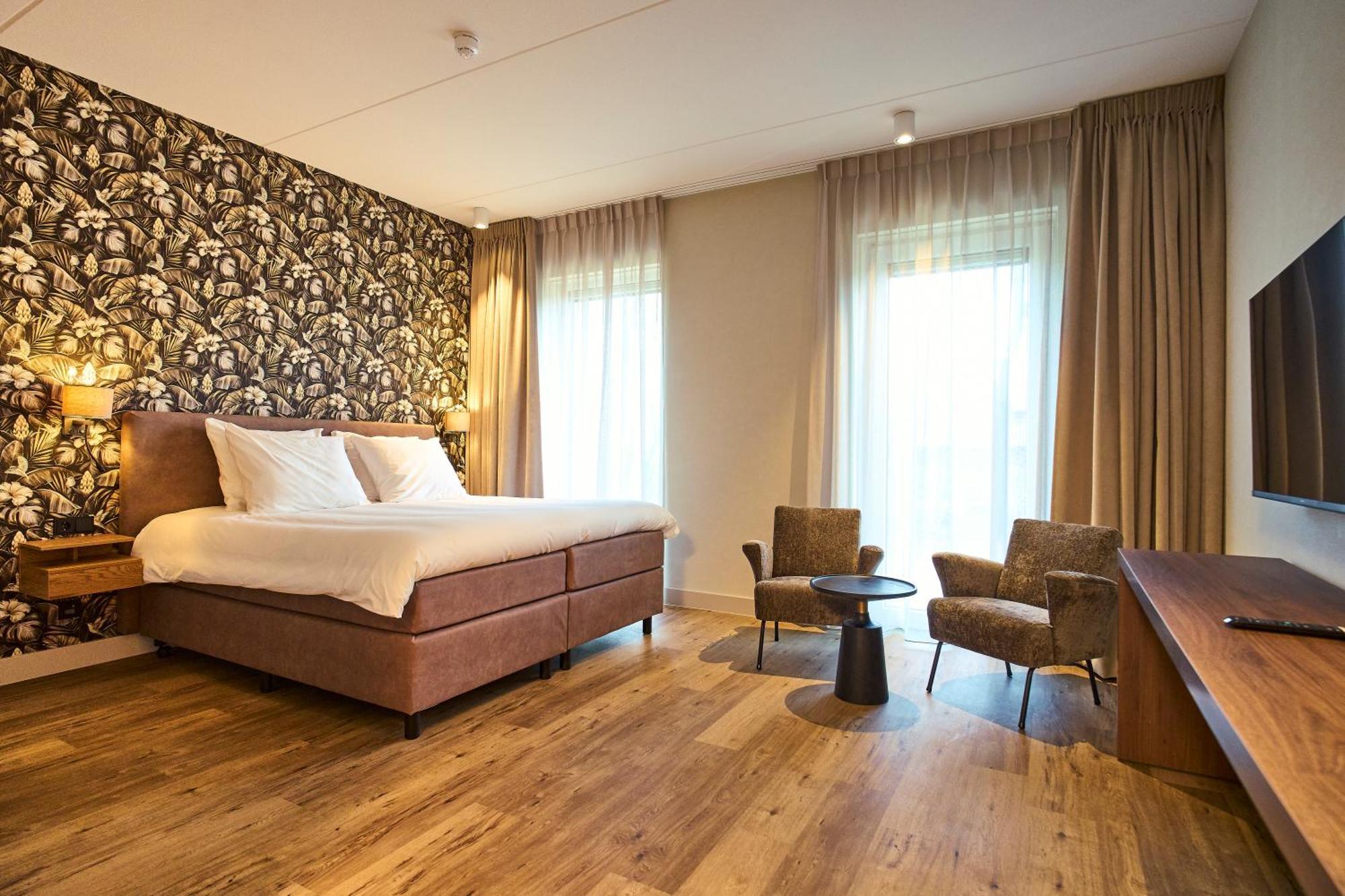 Eilandhotel Texel De Cocksdorp  Exterior photo A room at the hotel